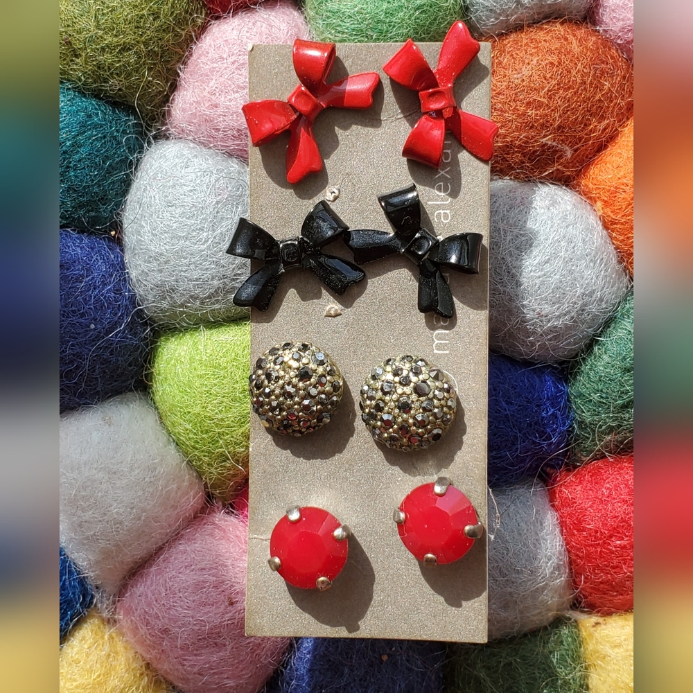 Set of cute red, black and shiny studs